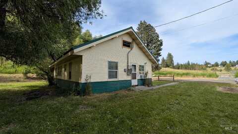 3700 Highway 8 East, Troy, ID 83871