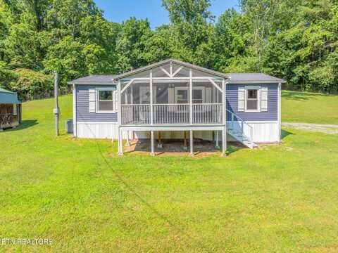 107 Clear Lake Drive, Jacksboro, TN 37757