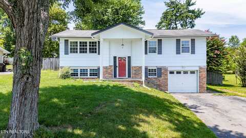 7725 Cranley Rd, Powell, TN 37849