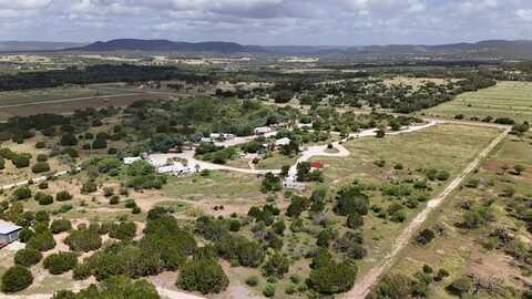 10965 FM 470, Tarpley, TX 78883