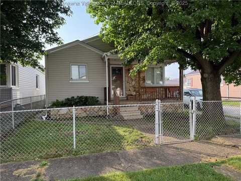 448 18th Street, Dunbar, WV 25064
