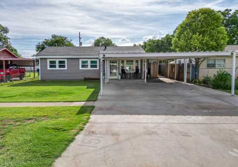 1511 Dallas, Plainview, TX 79072