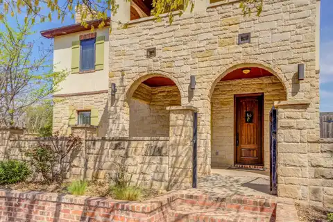 2128 9th Street, Lubbock, TX 79401