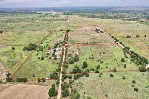 907 Co Rd 3, Turkey, TX 79261