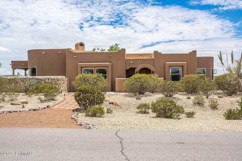 5270 Angel Fire Place, Las Cruces, NM 88011
