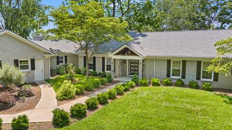 4932 Hidden River Drive, Lexington, KY 40511