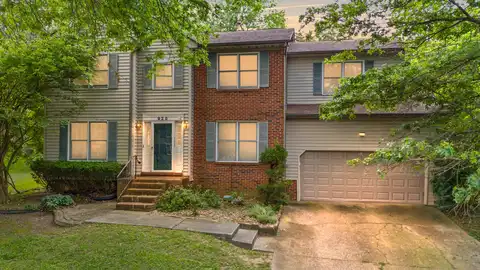 928 Springwood Court, Lexington, KY 40515