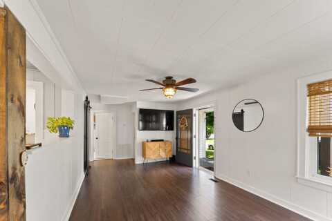 411 East Washington Street, Franklin, KY 42134