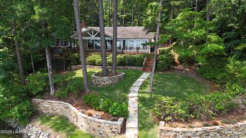 195 Honeysuckle Hill, Tallassee, AL 36078