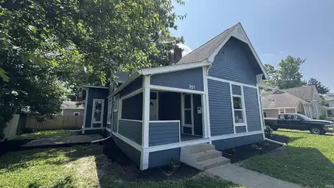251 S Van Buren Street, Frankfort, IN 46041