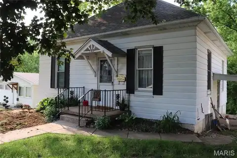 703 Peers Avenue, Collinsville, IL 62234