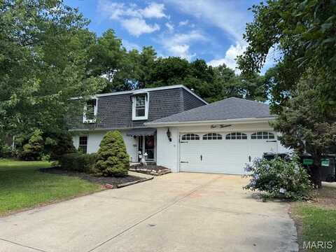 113 Lakeland Hills Drive, Fairview Heights, IL 62208