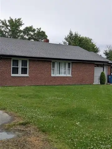 undefined, Godfrey, IL 62035
