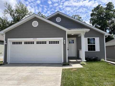 1666 Missouri Avenue, Pacific, MO 63069