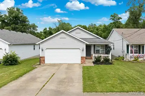 510 N Combs Avenue, Collinsville, IL 62234