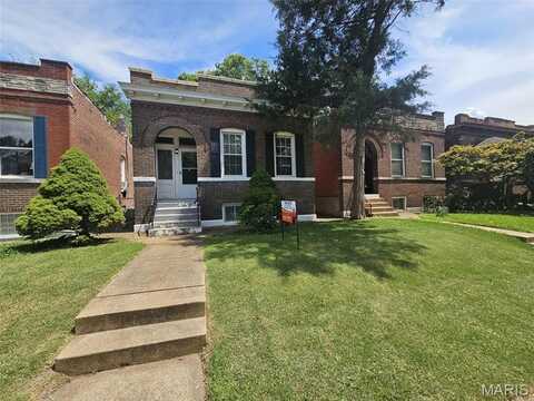 4754 Alaska Avenue, Saint Louis, MO 63111