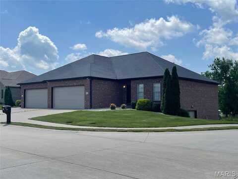 121-123 Autumn Leaf Drive, Cape Girardeau, MO 63701