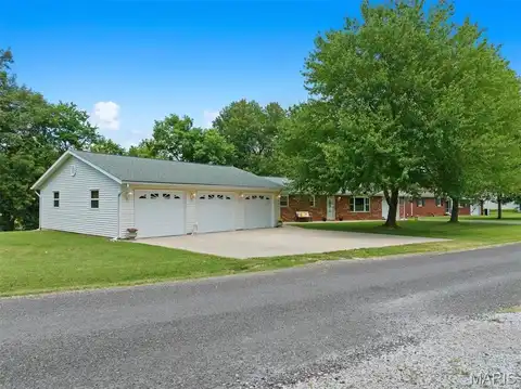 109 Echo Lane, Bethalto, IL 62010
