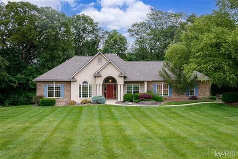 117 Autumn Oaks Lane, Highland, IL 62249