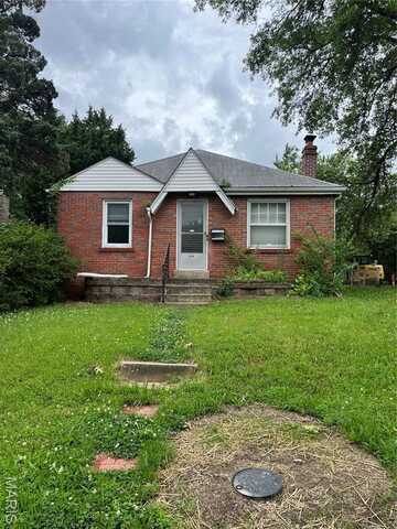 2628 Avie Drive, Saint Louis, MO 63136