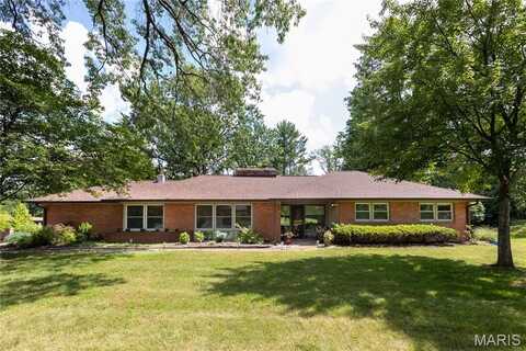 112 Heatherwood Drive, Olivette, MO 63132