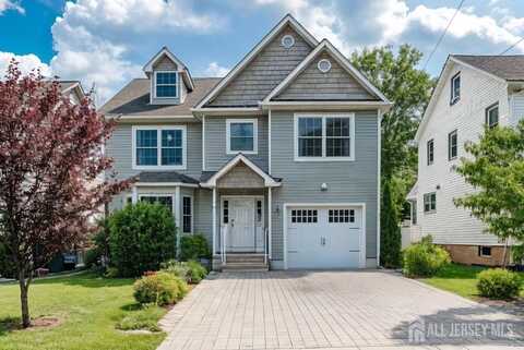 169 Metuchen Avenue, Woodbridge, NJ 07095