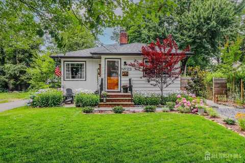 23 Elm Avenue, Metuchen, NJ 08840