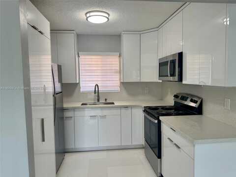 7965 W 30th Ct, Hialeah, FL 33018