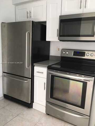 342 NW 84th Ter, Miami, FL 33150