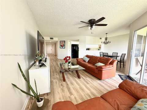 1400 SW 137th Ave, Pembroke Pines, FL 33027