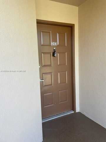 1200 SW 125th Ave, Pembroke Pines, FL 33027
