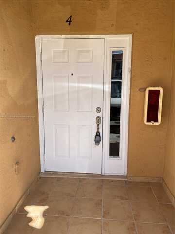 3503 W 76th St, Hialeah, FL 33018