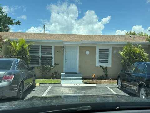 4707 Martha Louise Dr, West Palm Beach, FL 33417