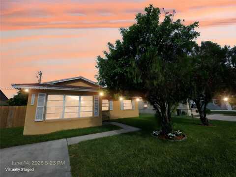 3530 S 55th Ave, Green Acres, FL 33463