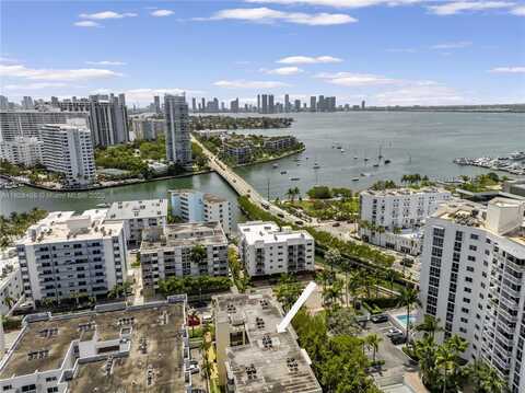 1673 Bay Rd, Miami Beach, FL 33139