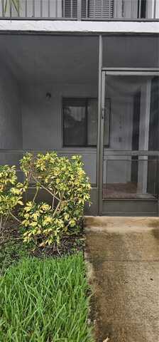280 Racquet Club Rd, Weston, FL 33326