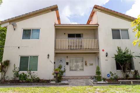 3719 Riverside Dr, Coral Springs, FL 33065