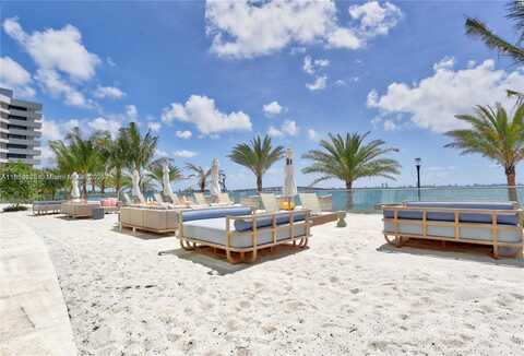 2900 NE 7th Ave, Miami, FL 33137