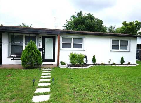 712 SW 22nd Ter, Fort Lauderdale, FL 33312