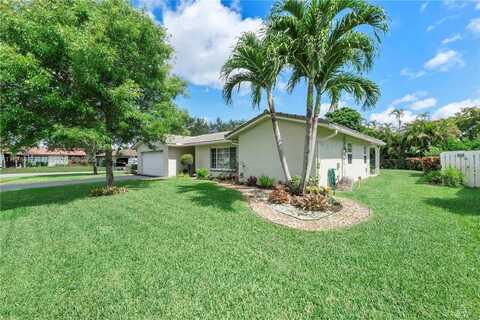 12114 NW 27th Dr, Coral Springs, FL 33065
