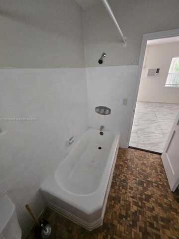 1219 NE 6th St, Fort Lauderdale, FL 33304