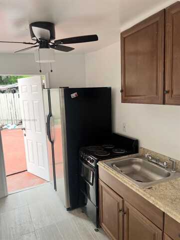 1216 SW 30th Ave, Fort Lauderdale, FL 33312