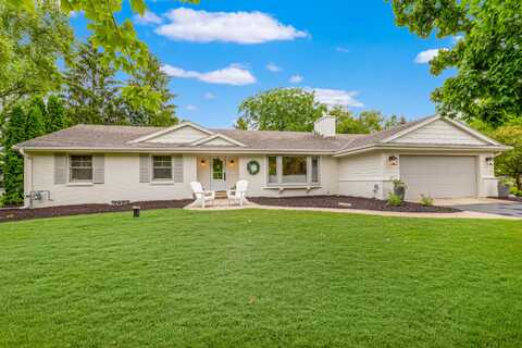 13425 Tosca Ct, Elm Grove, WI 53122