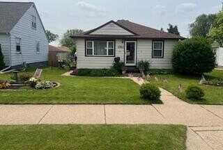 1311 Marion Ave, South Milwaukee, WI 53172