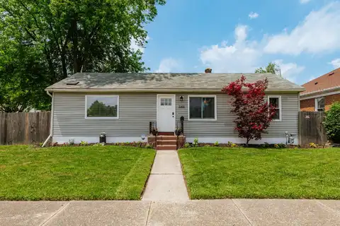 3200 Charles St, Racine, WI 53402