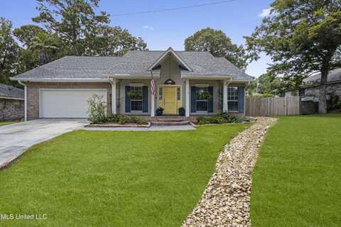 8839 Moanalua Way, Diamondhead, MS 39525