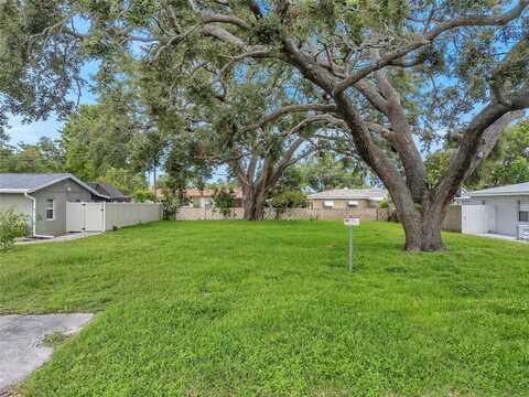 5922 50TH AVENUE N, KENNETH CITY, FL 33709