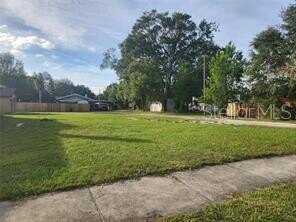 2010 S MAPLE AVENUE, SANFORD, FL 32771