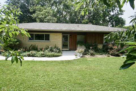 111 S 2nd Street, Batesville, IN 47006
