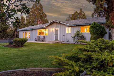 22835 Latigo Court, Bend, OR 97701